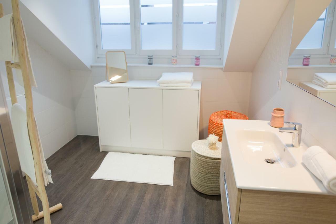 Luxueux Logement Bourgeois De 250 M2 Climatise ลีลล์ ภายนอก รูปภาพ